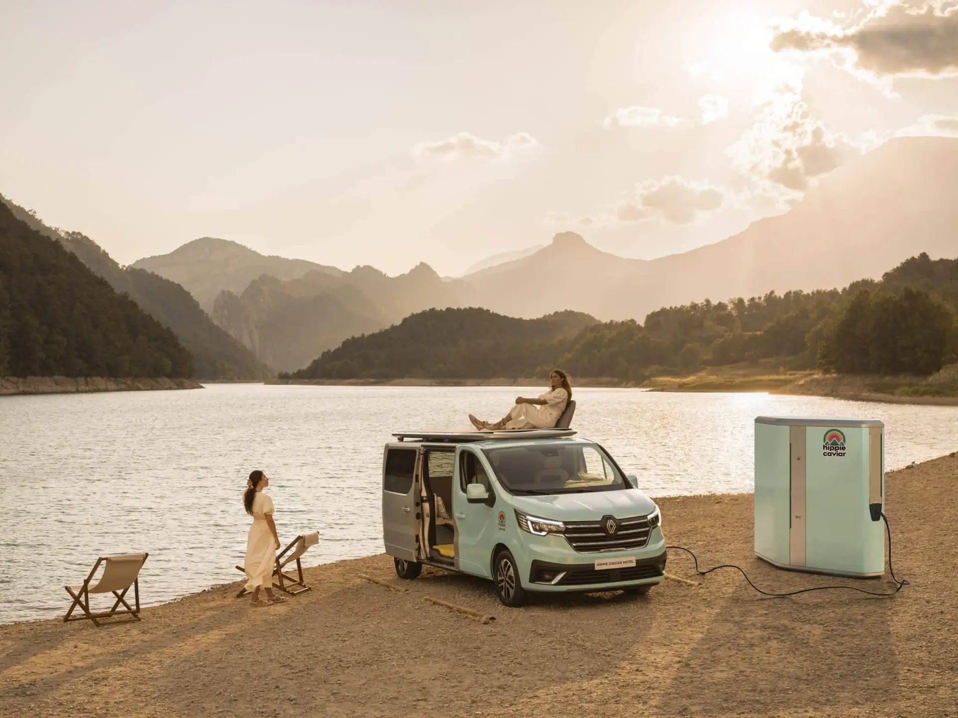 2021 – Show-car HIPPIE CAVIAR HOTEL-3