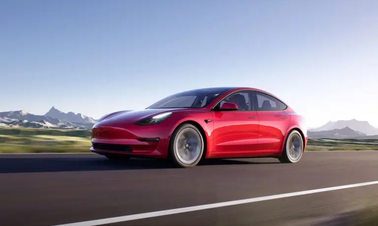 tesla-model-3-768×459