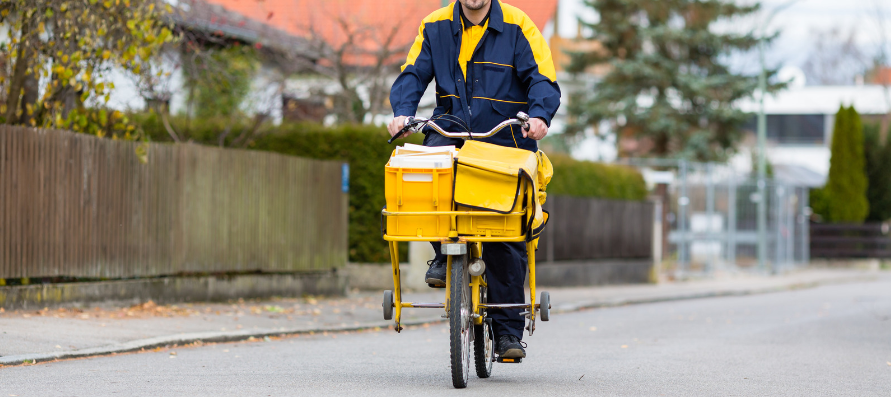 Logistique urbaine : À Boulogne-Billancourt, La Poste ouvre une voie fluviale pour la livraison des colis