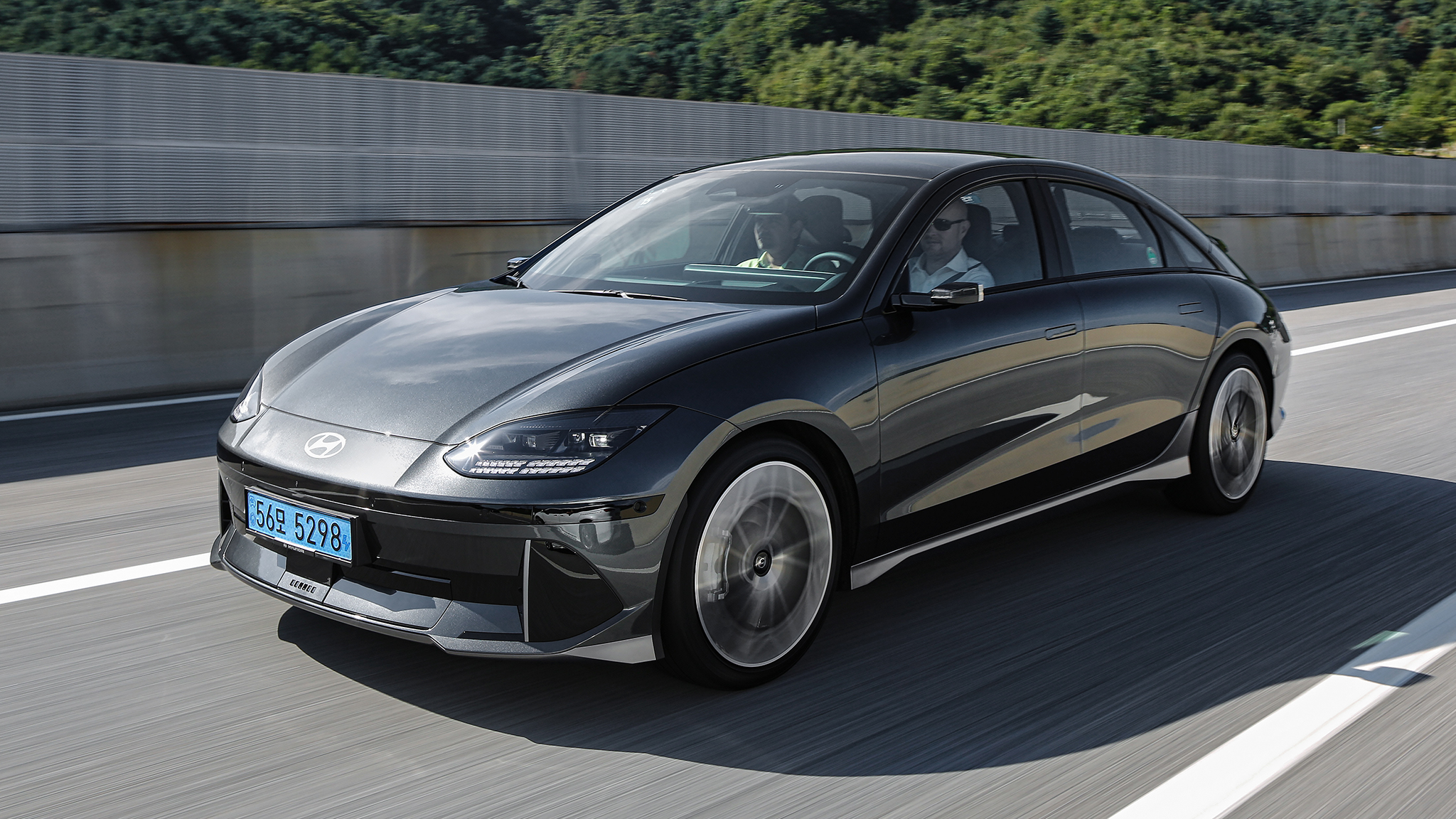 Hyundai Ioniq 6